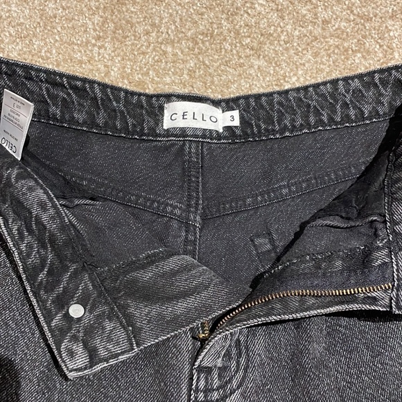 Cello Barrel Cut Denim Jeans In Dark Acid Wash Soft Black In Junior's Size 3 - Picture 5 of 12